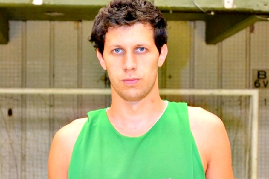 ESTÁ AL CAER